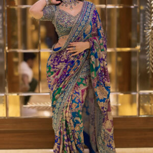 Actress Vishakha Dhiman Slays in Samyakks Multicolor Crepe Printed Designer Saree